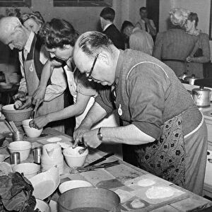 Cookery contest between the famous "men only"