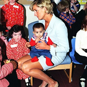 Diana, Princes of Wales visits a childrens ward at the Royal Brompton Hospital in