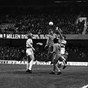 Division 2 football. Chelsea 1 v. Oldham o. November 1980 LF05-11-105