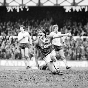 Everton v. Arsenal. March 1985 MF20-13-036 The final score was a two nil victory to