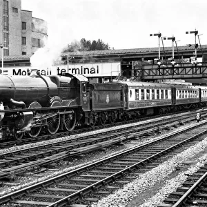The ex-Great Western Railways locomotive King George V drew a big crowd in London on 4th