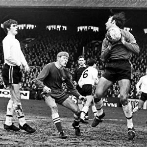 FA Cup Fourth Round Tie between Fulham and Portsmouth February 1968 Ray Pointer of
