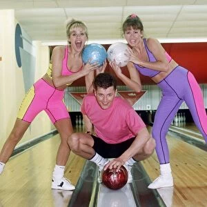 Fashion sportswear 1989 models in ten pin bowling alley multi coloured shorts crop tops
