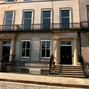 Flats in Edinburgh owned by Nicholas Wailes-Fairbairn & rented by Indy Neidell