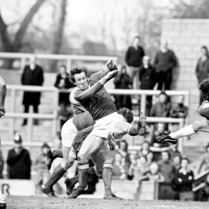 Football: Chelsea vs. Nottingham Forest. Peter Withe and Ray Wilkins (8)