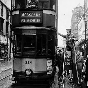 Glasgow tram 1954 Mosspark to Pollokshields trick cyclist leaning against side man