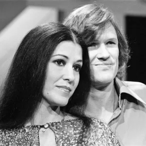 Husband and wife musicians Kris Kristofferson and Rita Coolidge filming at the BBC in