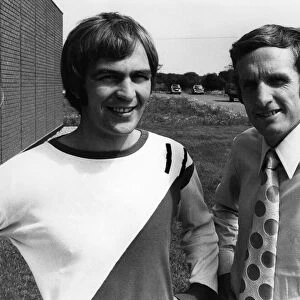 Ian Ross of Aston Villa with manager Vic Crowe. July 1972 P006004