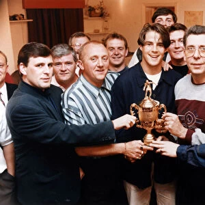 Jamie Redknapp, awarded Liverpool Away Supporters Club, Player of the Season Trophy