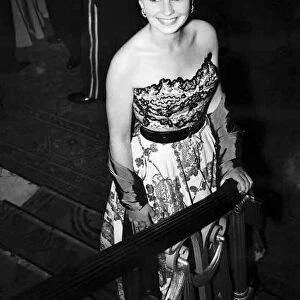 Jean Simmons actress attends party in off the shoulder dress August 1950