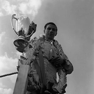 Jim Clark wins British Grand prix at Silverstone 1963