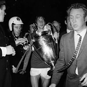 Johan Cruyff of Ajax in Panathinaikos shirt with cup 1971 at Wembley