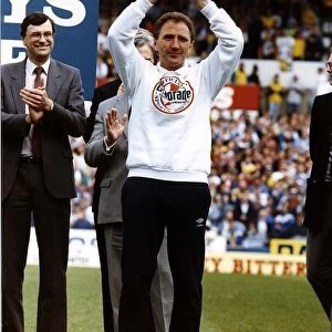 Leeds manager Howard Wilkinson with The Barclays League trophy