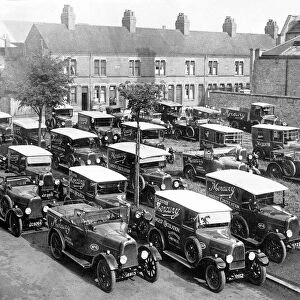 Leicester Mercury vans in the late 1920s at a public garage in Braunstone Gate