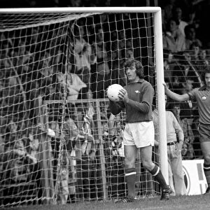 Luton Town. vs. Arsenal. Pat Jennings with the ball. August 1977 77-04352-044