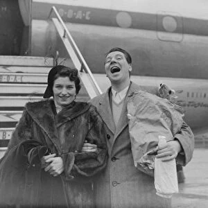 Max Bygraves & Wife Return from US. 1951 B5705 / 3 vfr1