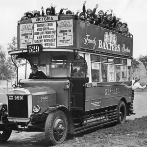 Memories of former days came alive in Leamington yesterday when a 1920s London bus jogged