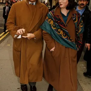 Oliver Reed Print: Actor Walking with Wife to High Court on Assault Charge Oliver Reed Print: Actor Walking with Wife to High Court on Assault Charge