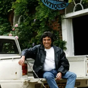 Ian McShane on Set in Suffolk Print (00135) Ian McShane on Set in Suffolk Print (00135)