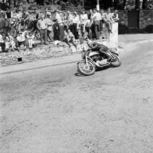 Motorsport. Isle of Man TT Races 1953 Bob Keeler winner of the Senior Clubman