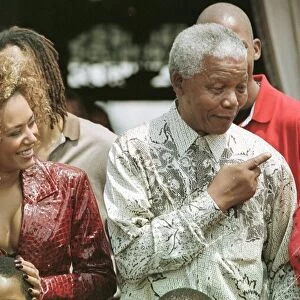 Nelson Mandela South African President meets Spice Girls November 1997 (Ginger Spice