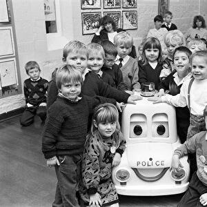 Percy the Police car visits Kayes First School, Clayton West with PC John Bryce