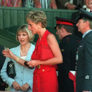 PRINCE MICHAEL OF KENT AND PRINCESS DIANA ARRIVING AT THE MEN