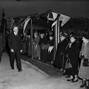 Prince Philip, Duke of Edinburgh arrives at Hillfields, Bristol. 6th November 1953