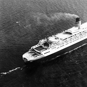 Queen Elizabeth 2, ocean liner, built for the Cunard Line which was operated by Cunard as