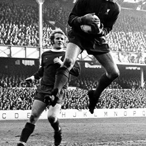 Ray Clemence Everton v Liverpool Division One Football Dec 1973 Liverpool