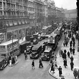 Regent Street, London. Circa 1950 P000151