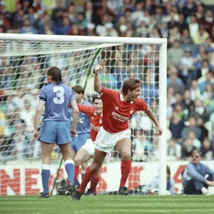 Simod Cup final at Wembley Stadium. Nottingham Forest defeated Everton 4-3