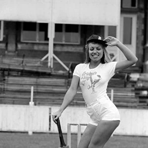 Sport / Glamour / Cricket / Model. Model Susan Shaw as Walt Disney