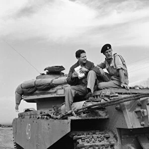 Suez Crisis 1956 Journalist Victor Sims chats to a tank commander