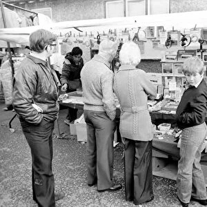 Warwick Market: Market traders and shoppers at a packed Warwick Bank Holiday Market