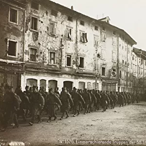 First World War: soldiers of the troops 58 of the Austrian invasion in a street in Gorizia, Photography of the Austro-Hungarian Empire