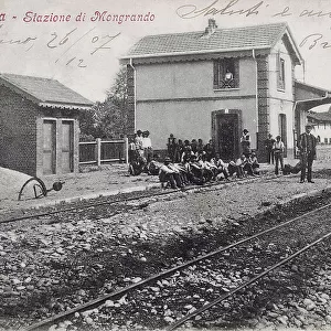 Train and passengers at Mongrando station, province of Biella
