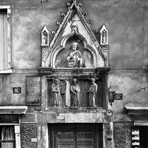 A XIV Century doorway on Via Garibaldi in Venice
