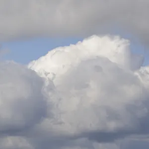 La formación de nubes, nubes cumuliformes. La formación de nubes, nubes cumuliformes.