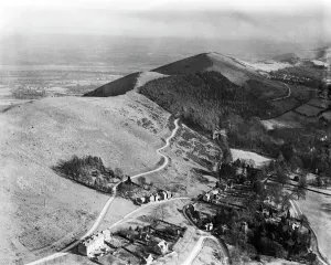 1920s Aerial Photography UK Prints: Malvern Hills EPW005389