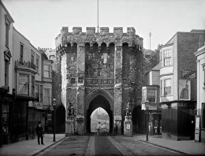 Images Dated 20th July 2011: Bargate, Southampton CC39_00472