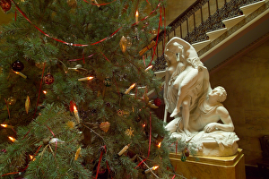 Christmas at Osborne House N060185 Christmas at Osborne House N060185