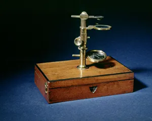 Fame/charles darwin house darwins scientific research/darwins microscope j970114 Fame/charles darwin house darwins scientific research/darwins microscope j970114