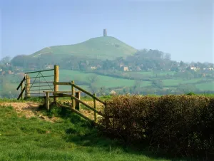 Explore England - Iconic Landmarks and Places to Visit: Glastonbury Tor Print: North-facing View