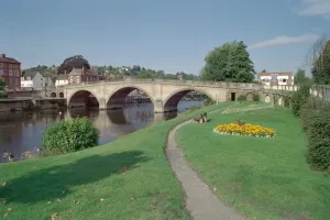 Bridges – River Crossings and Engineering Structures: Print of the Severn Bridge, a Grade I listed bridge in Worcestershire
