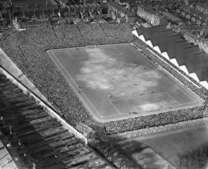 FA Cup semi-final at Highbury in 1929. EPW025838 FA Cup semi-final at Highbury in 1929. EPW025838