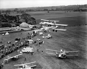 Airports and airfields Collection: Flying circus EPW041022