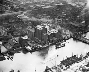 Grimsby Docks 1933 EPW042806 Grimsby Docks 1933 EPW042806