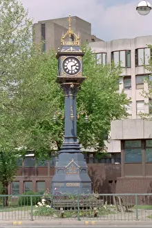 Hastings Clock Print commemorating King George V and Queen Mary coronation