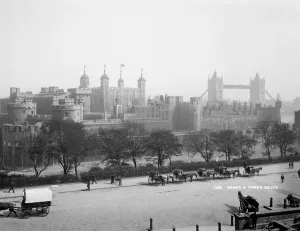 Tower of London Print, a street scene with Hansom Cabs and Tower Bridge